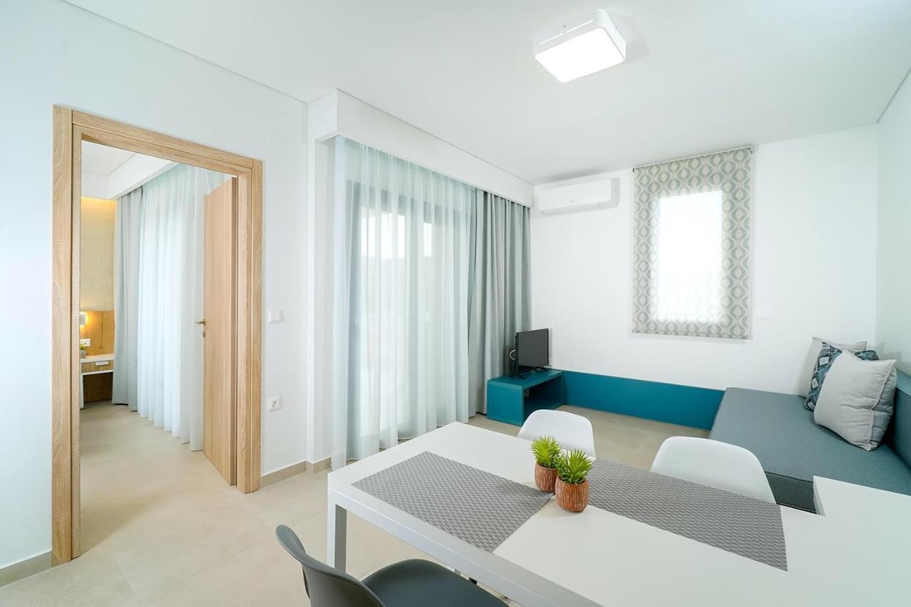 Anela Resort Потос Екстериор снимка